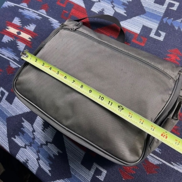 Tumi computer bag - Picture 2 of 4